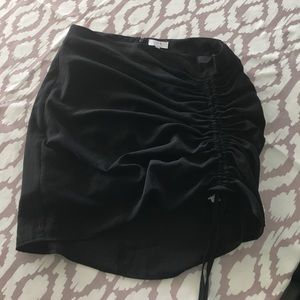Mini scrunch skirt. J.O.A